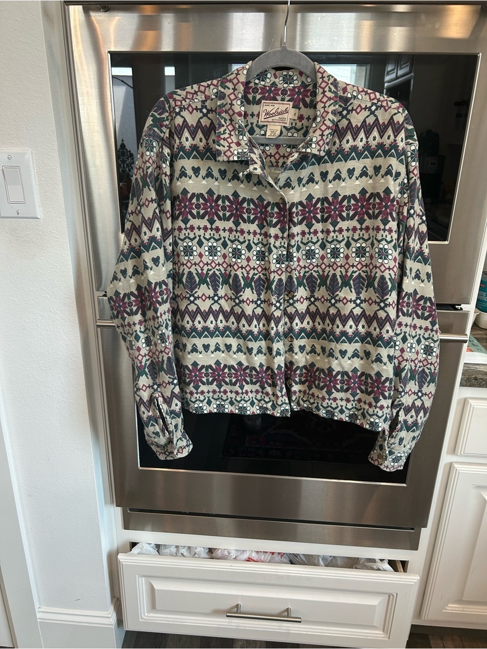 Vintage Woolrich Women's cotton Aztec Patterned Button-Up Blouse XL has wear